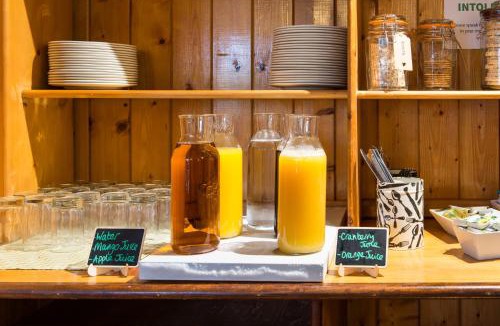 Porthmadog Bed & Breakfast | Tudor Lodge