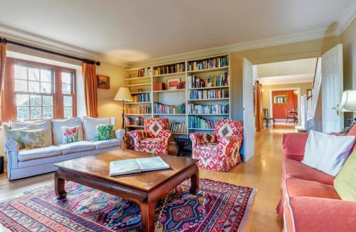 Halstead House | Tuffon Hall Farmhouse