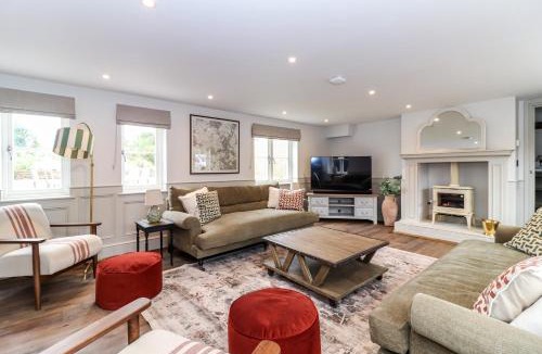 Chipperfield House | Tuffs Farm