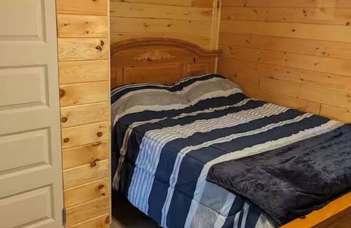 South Rutland House | Tug Hill, Fisherman's Paradise, Rural and Quiet