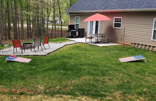 Westminster House | Tugaloo Hideaway - 4 bed, 2 bath, Westminster, SC. Near Clemson, Seneca