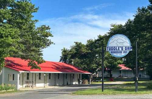 Woolwine Hotel | Tuggle's Gap Roadside Inn
