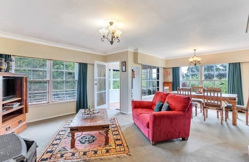 Kohimarama House | Tui Combo - Rustic, quiet, leafy. Close to CBD, forest, beach.