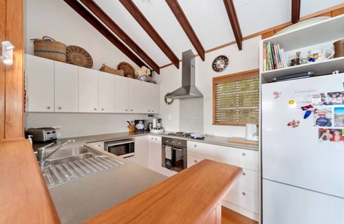 Kinloch House | Tui Cottage Kinloch