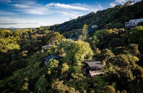 Mangawhai Apartment | Tui & Nikau Cabins
