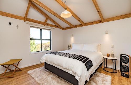 Mangawhai Apartment | Tui & Nikau Cabins