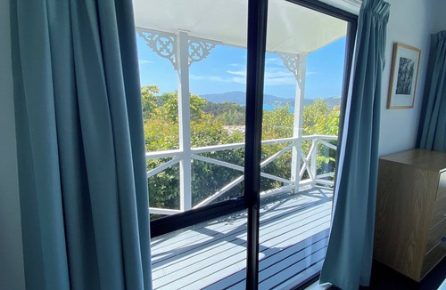 Cable Bay House | Tui's Peak