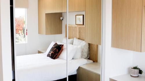 Northcote Apartment | Tuis Nest Auckland NZ