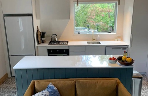 Kuratau House | Tuis Place