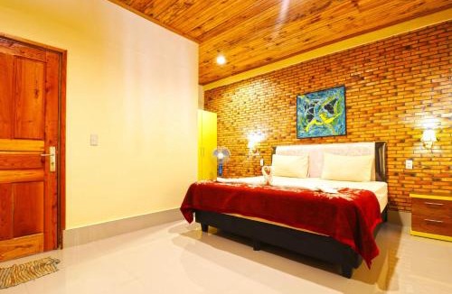 Ambarita House | Tuk Tuk Timbul Bungalows