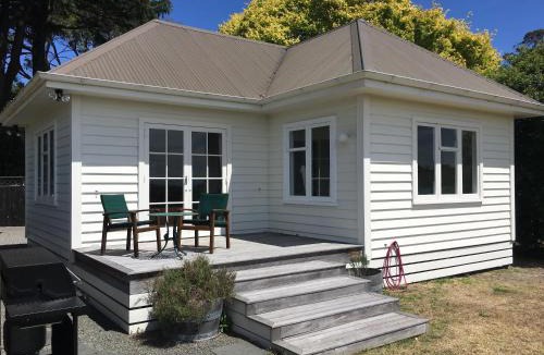 Havelock North Villa | Tuki Vineyard Cottage