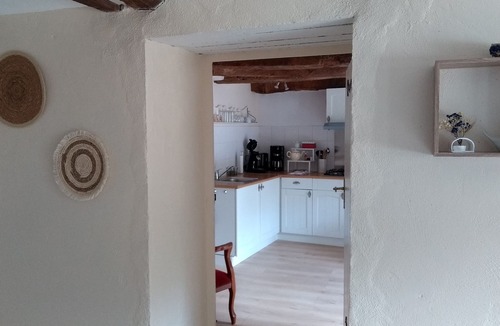 Saint-Antonin Noble Val Apartment | Tulip Gîte in a Quercy stone house