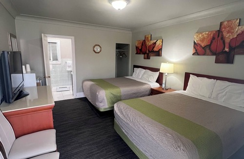 Woodstock Hotel | Tulip Motel