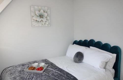 Chelmsford Apartment | Tulip Place