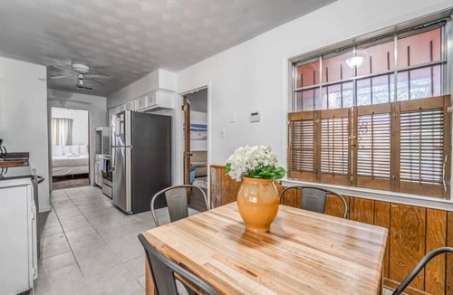 Memphis House | Tulip Tree Cottage