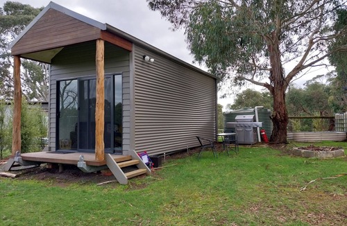 Durham Lead Cabin | Tullaburra Tiny Home Farmstay
