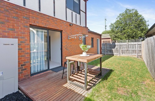 Tullamarine House | Tullamarine Landing by Ready Set Stay