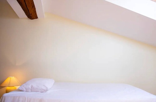 Tullins Bed & Breakfast | Tullins Monastery Private Room