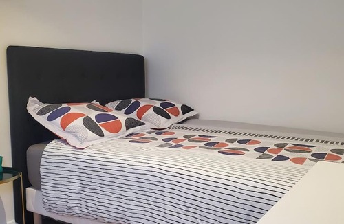Osny Apartment | Tulsa Home - Superbe appartement de deux chambres - avec terrasse privée