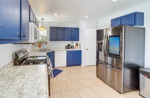 Tulsa House | Tulsa Vacation Rental w/Yard: 12 Mi to Downtown