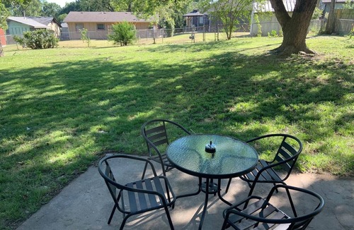 Tulsa House | Tulsa whole home near Hard Rock Casino and I-44 with large fenced backyard