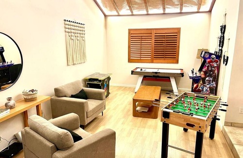Pembroke Pines Villa | Tulum Villa a Waterfront Villa Beach, Game Room, Cinema & Spa