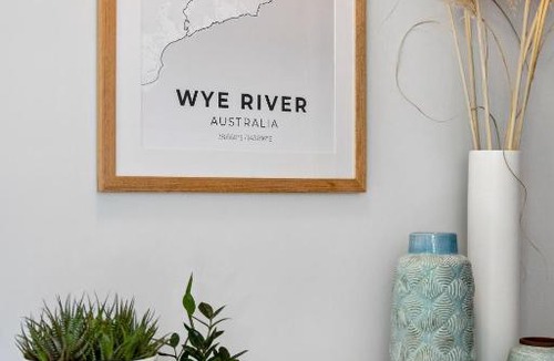 Wye River House | Tumbaramba - BYO Linen