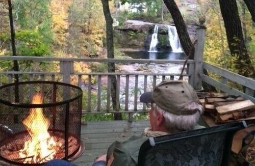 Cairo House | Tumblin' Falls House