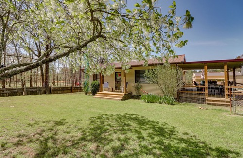 Tumbling Shoals House | Tumbling Shoals Home w/Private Yard + Grill!