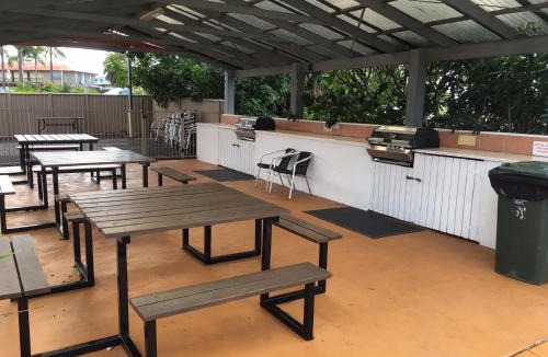 Tuncurry Hotel | Tuncurry Beach Motel