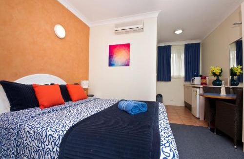 Tuncurry Hotel | Tuncurry Beach Motel