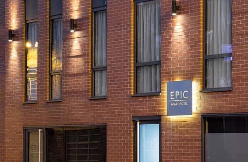 RopeWalks Apartment | Tunnage Square Apartments by EPIC