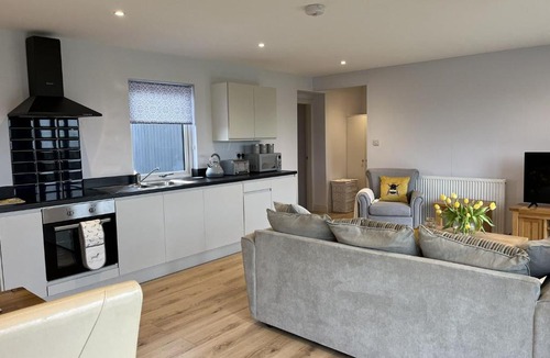 Tunstall House | Tunstall Cottage - Mount Pleasant Farm