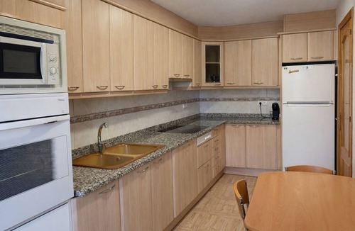 Sant Joan de Les Abadesses Cottage | Turisme Rural El Janpere - La Cabanya