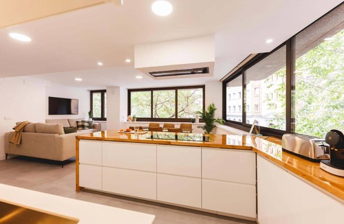Eixample Apartment | Turbau Entresol A - Holiday Apartment Rental Girona | Bravissimo