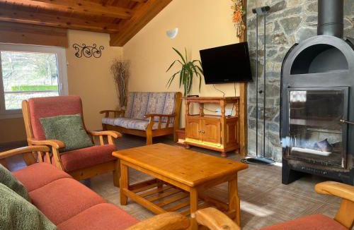 Sant Joan de Les Abadesses Apartment | Turisme Rural El Janpere