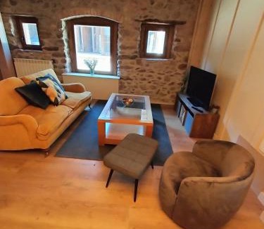 Pi House | Turisme Rural Ca l'Axai casa 2
