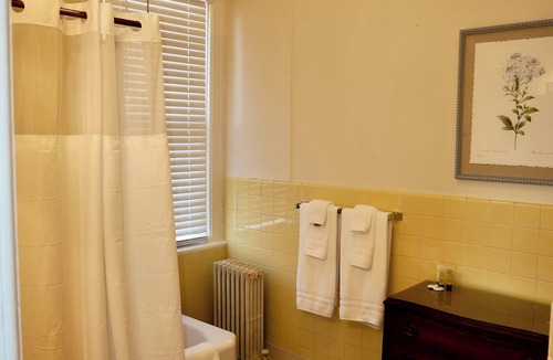 Summit Hotel | Turkey Hill Inn