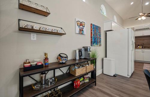 Tulsa House | Turkey Mountain Bungalow by Tulsa Getaways