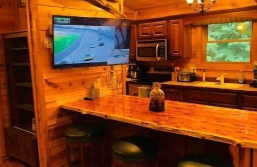 Harpers Ferry Cabin | Turkey Ridge Cabin