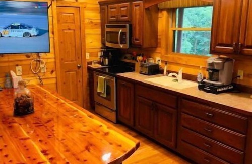 Harpers Ferry Cabin | Turkey Ridge Cabin