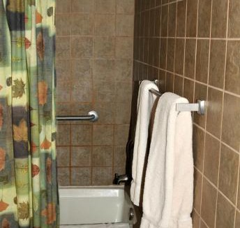 Marshall Hotel | Turkey Run Inn & Cabins