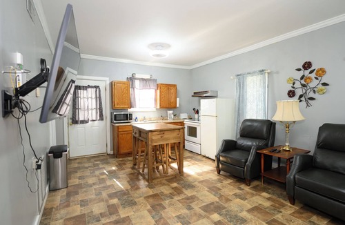 Lake Village Cabin | Turn On Inn