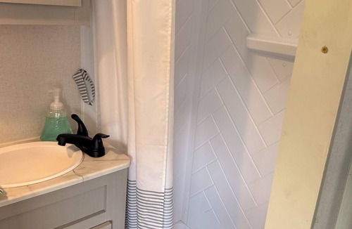 Abercrombie House | Turnaround Housing RV on a quiet secure ranch just minutes from Phillips66