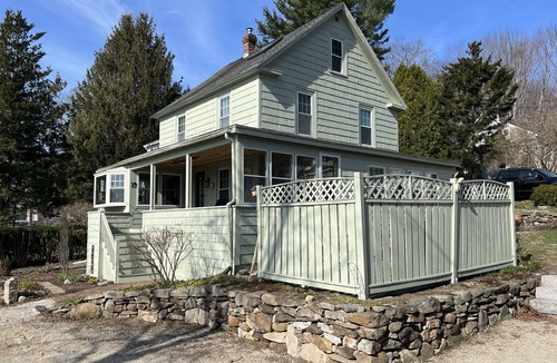Falmouth Foreside Cottage | Turning Point Cottage with Ocean View