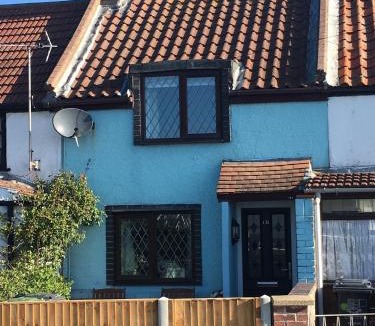 Scratby House | Turning Tides Holiday Cottage