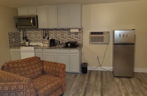 Princeton Hotel | Turnpike Motel