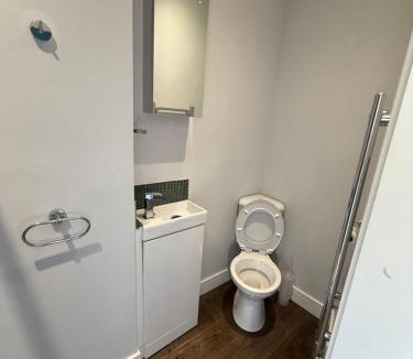 Macclesfield Apartment | Turquoise Apartments