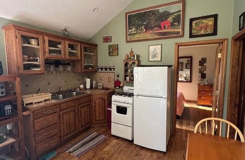 Lake Erie Beach Cottage | Turquoise by the lake