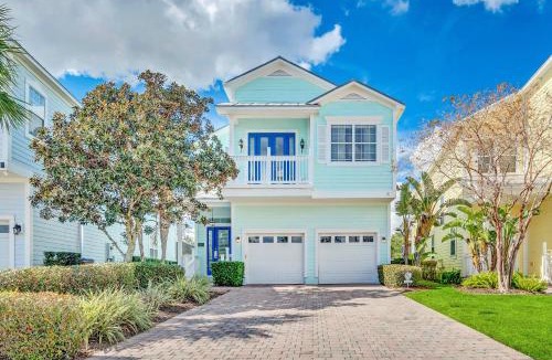 Bay Lake House | Turquoise Delight